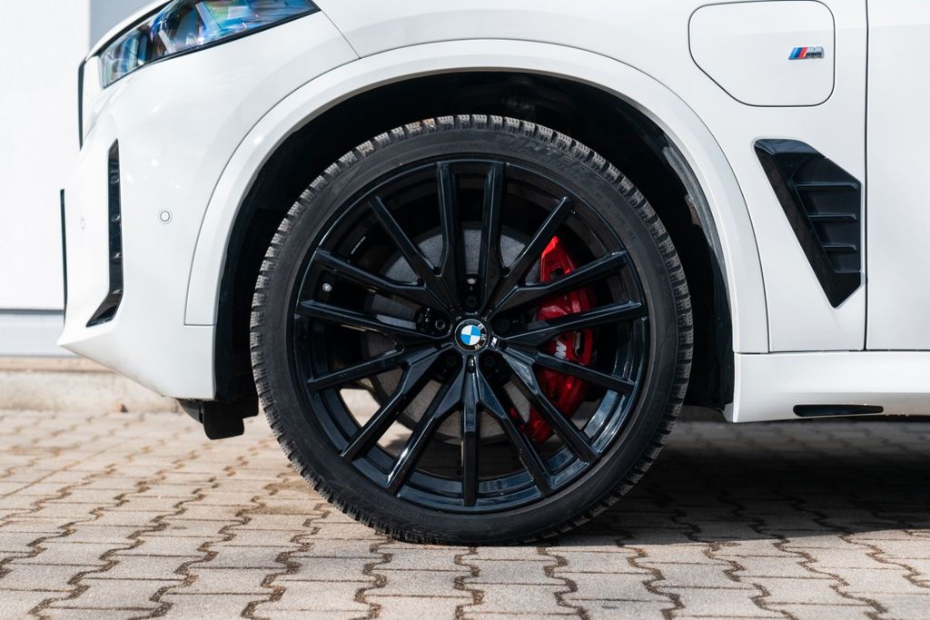 BMW X5 50e M SPORT PRO/ INNOVATION/ ICONIC GLOW BMW X5 50e M SPORT PRO/ INNOVATION/ ICONIC GLOW