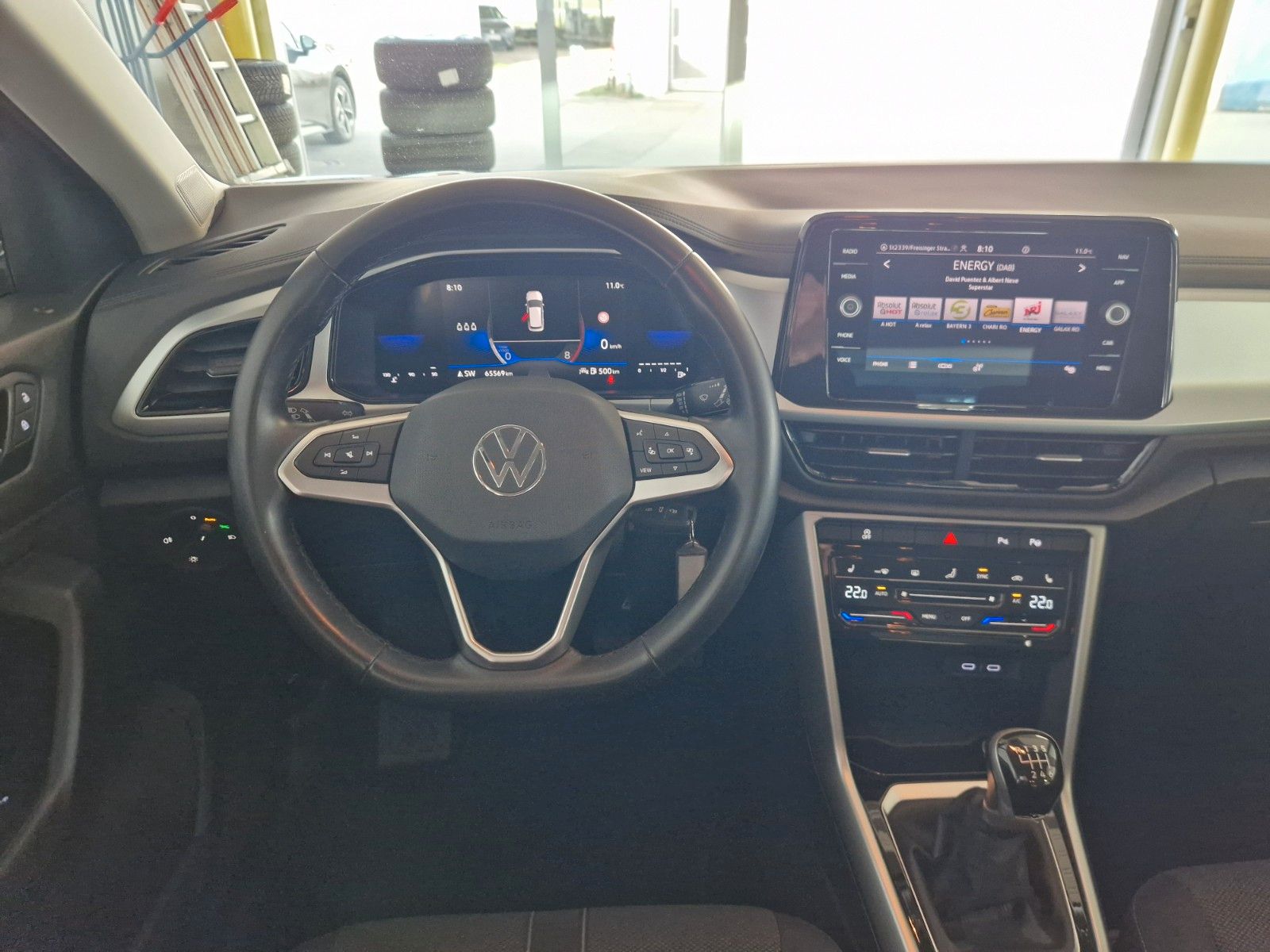 Volkswagen T-Roc 1.0 TSI Life LED PDC Navi Sitzheiz. App Co foto 11