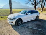BMW 320d xDrive Touring - Autom. AHK.SHG.Pano.