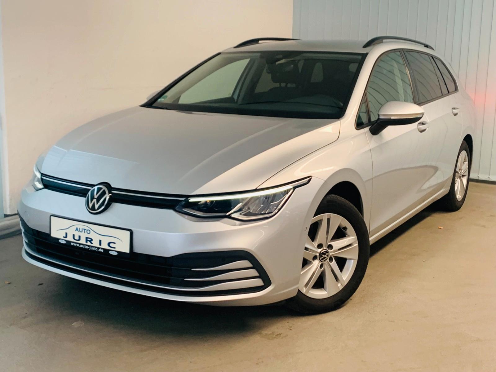 Volkswagen Golf VIII Variant Life°AMBIENT°KAM°SHZ°AppleCar°