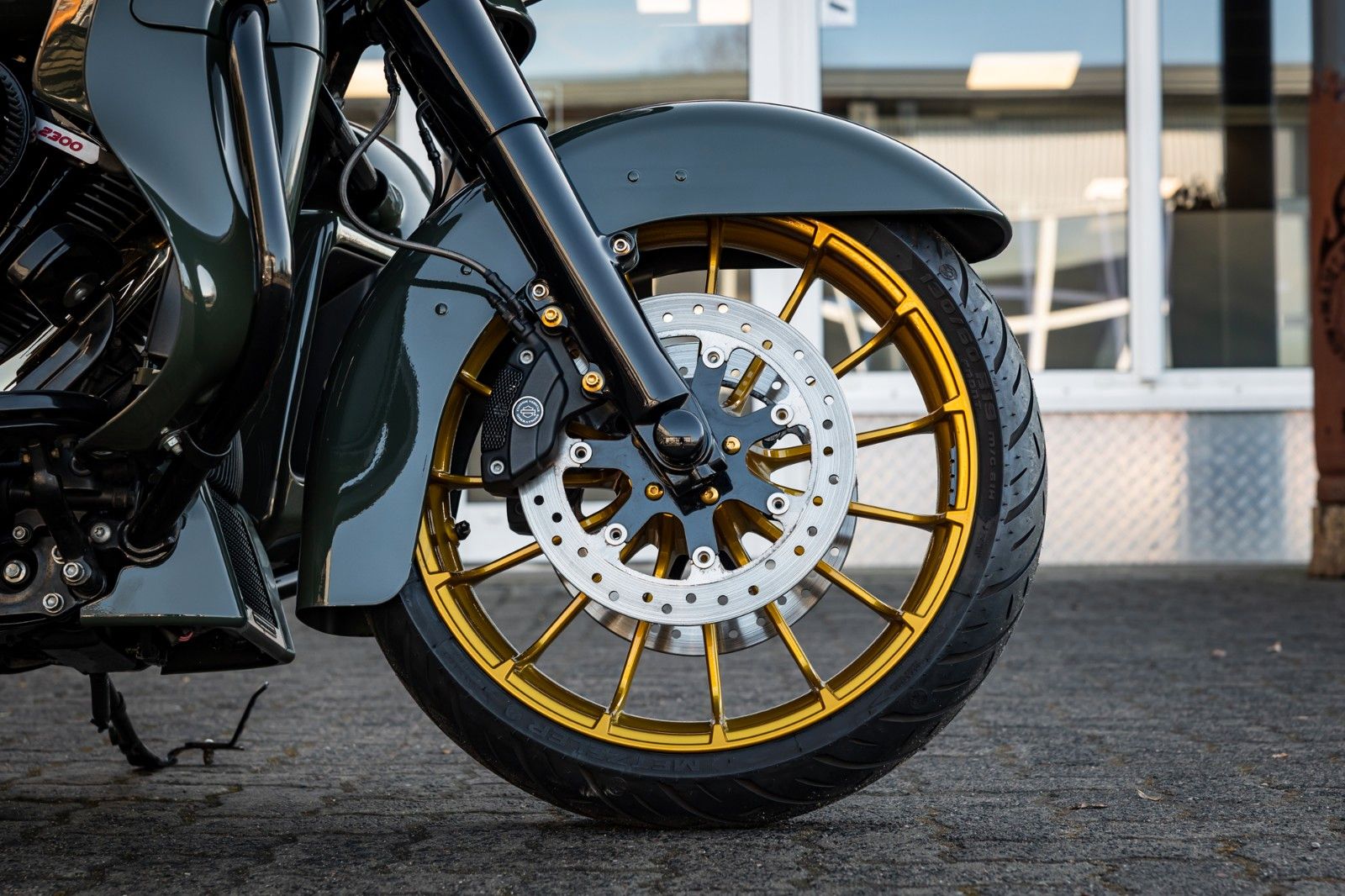 Fahrzeugabbildung Harley-Davidson CVO Street Glide FLHXSE 140 TORXSTER JEKILL&HYDE