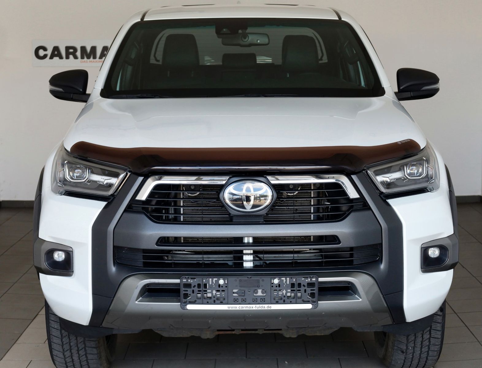 Fahrzeugabbildung Toyota Hilux 2.8 D-4D Invincible,ACC,Rollo,Rollbüg.,AHK