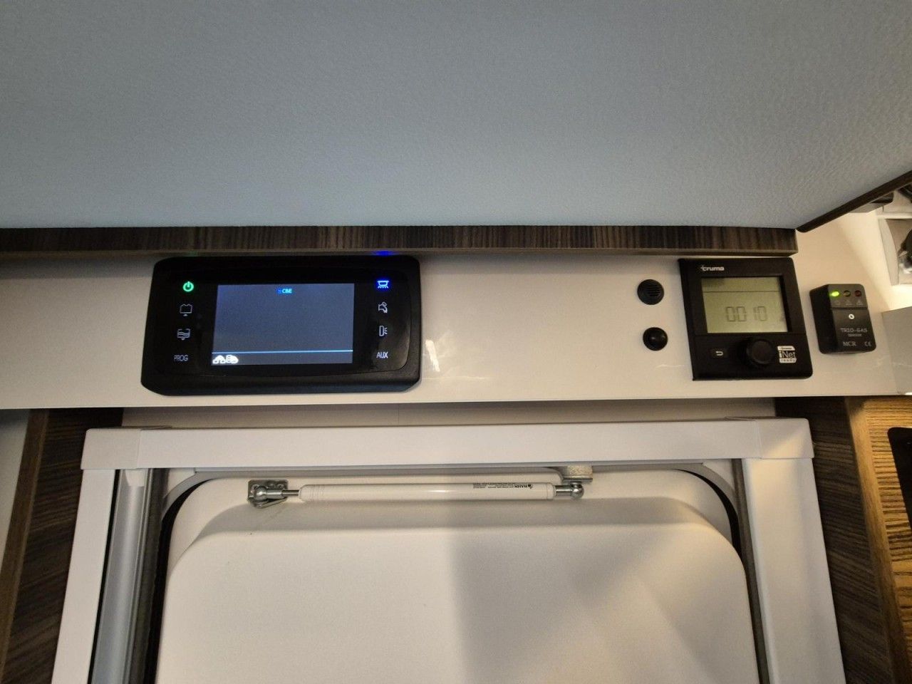 Fahrzeugabbildung Laika ECOVIP L 4009 DS Heavy Klima Radträger Face2Face