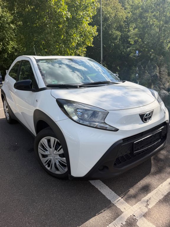 Image of Toyota Aygo (X)