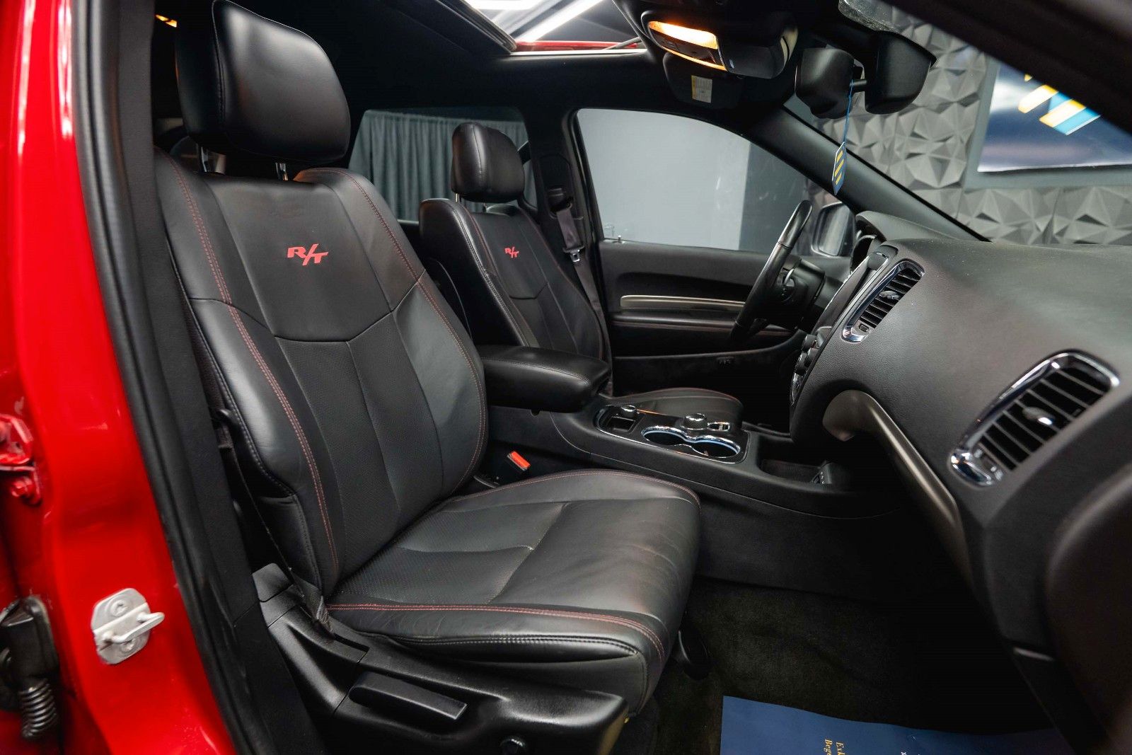 Fahrzeugabbildung Dodge Durango 5.7 V8 R/T 4x4 Night-Paket *7 Sitze*LED*