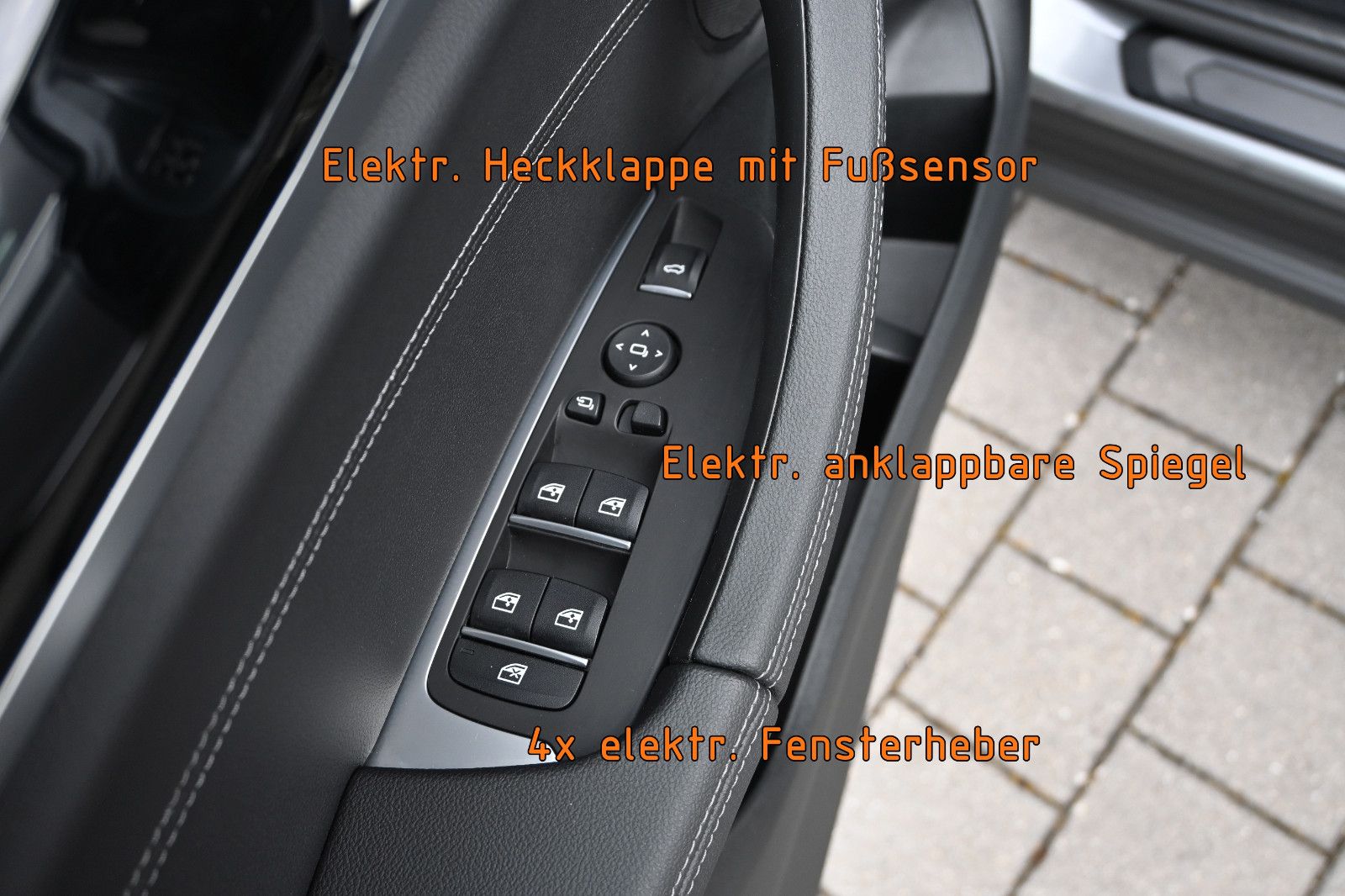 Fahrzeugabbildung BMW X3 xDr.20d °AHK°HUD°MEMO°SITZKLIMA°STANDHZG°360°