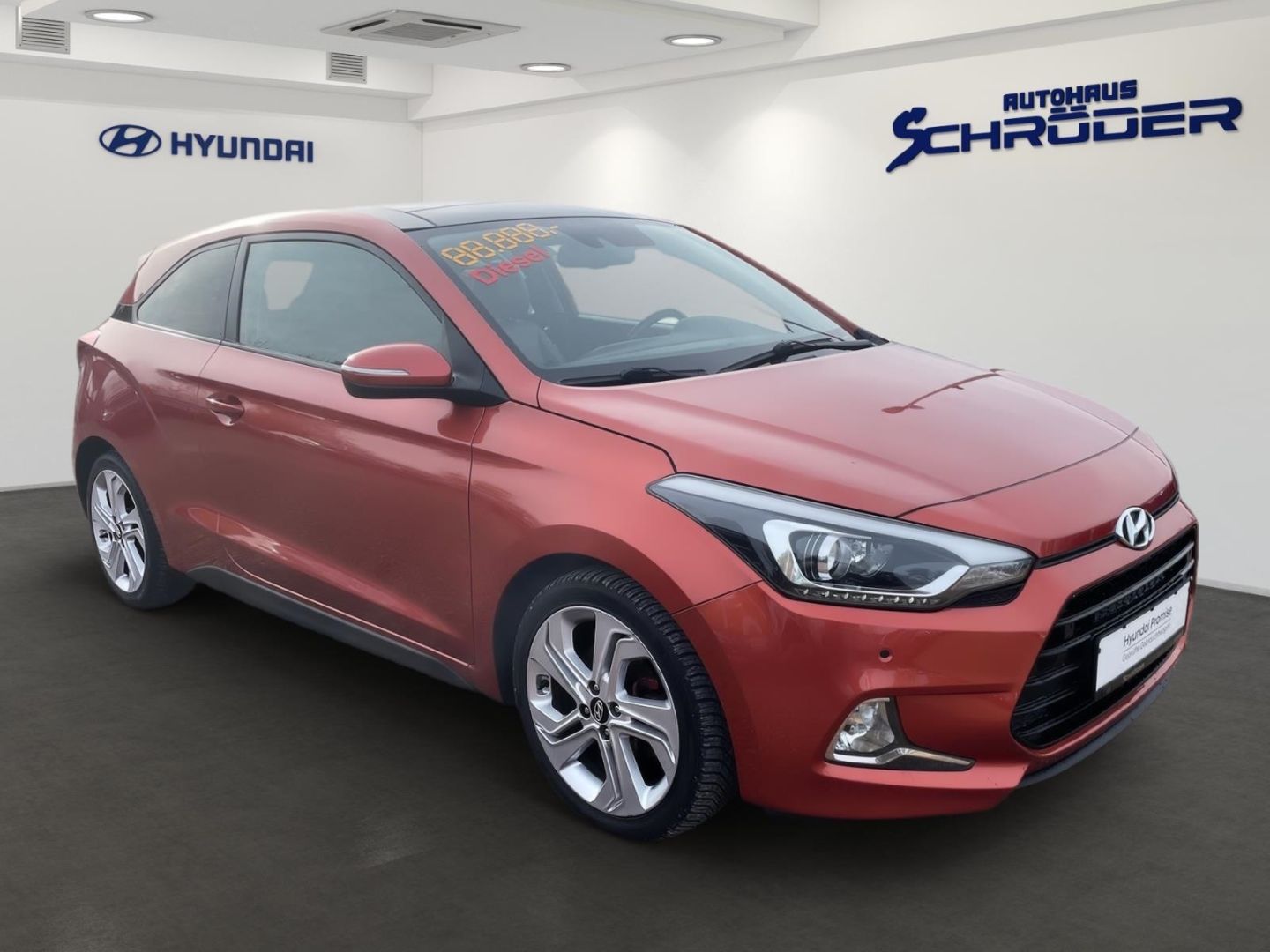 Fahrzeugabbildung Hyundai i20 Coupe 1,4 CRDi Style Leder Allwetter Panoram