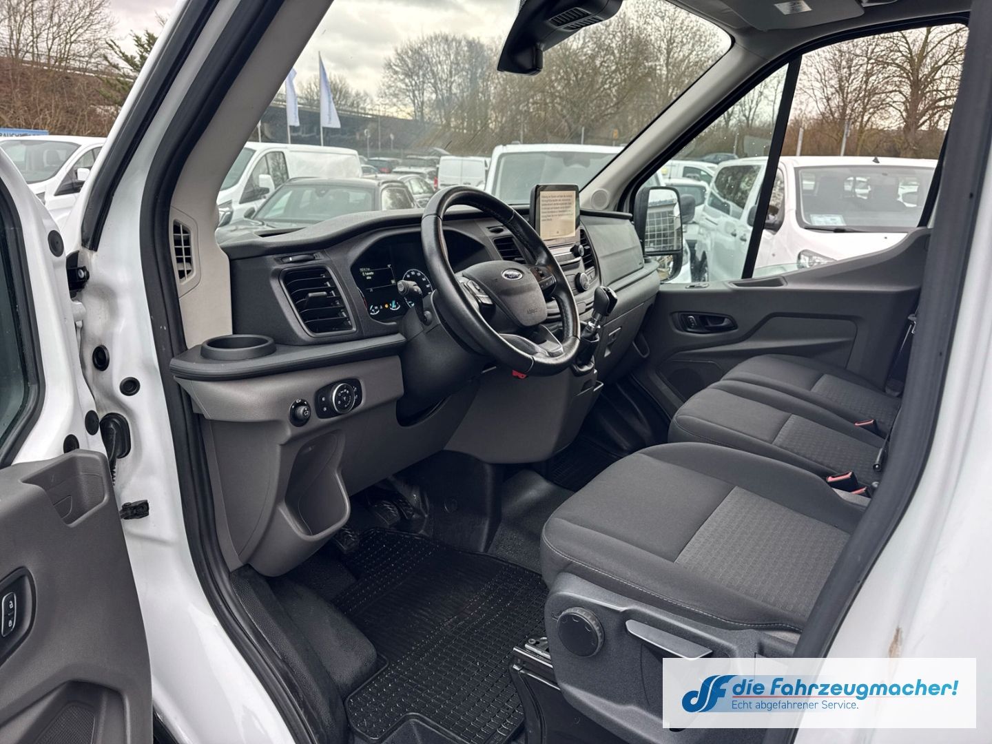 Fahrzeugabbildung Ford Transit Kasten 350 L3H3 Trend Apple CarPlay Andr