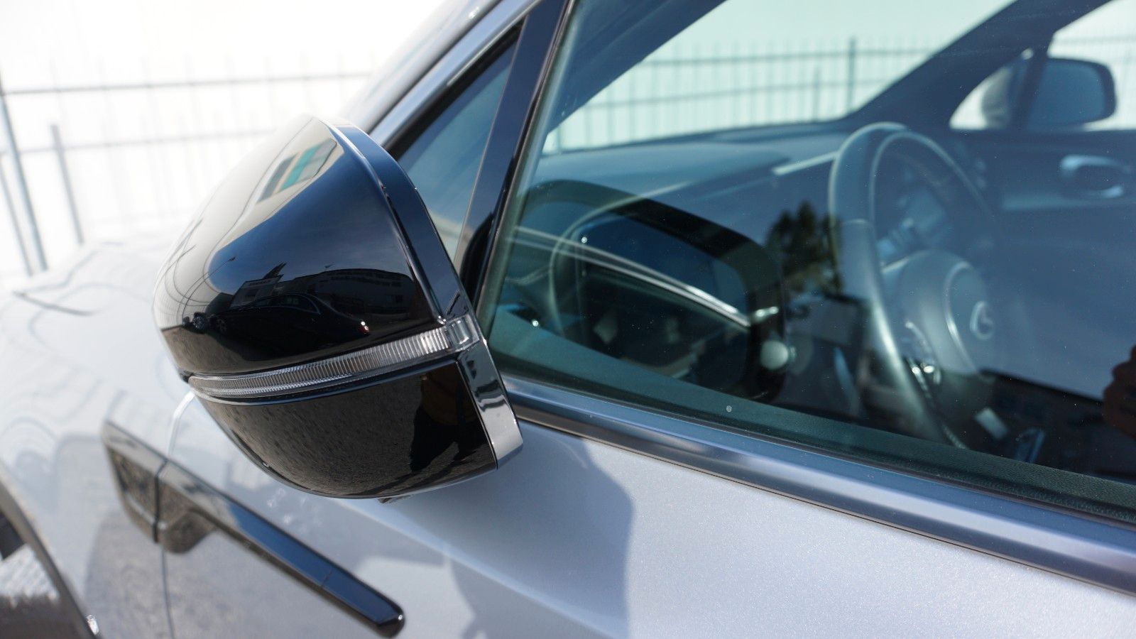 Fahrzeugabbildung Kia Sorento Platinum 4WD,Pano,Kamera,Navi,Leder,Bose
