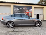 BMW 330i xDrive Limousine HU NEU - BMW 330: 330i Xdrive