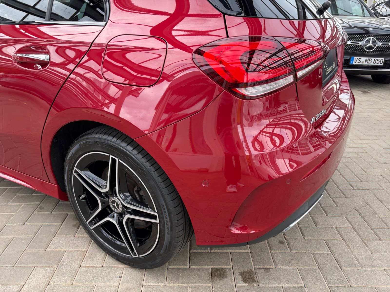 Mercedes-Benz A 250 e AMG NIGHT PANO 360KAM DISTRO BURMESTER foto 5