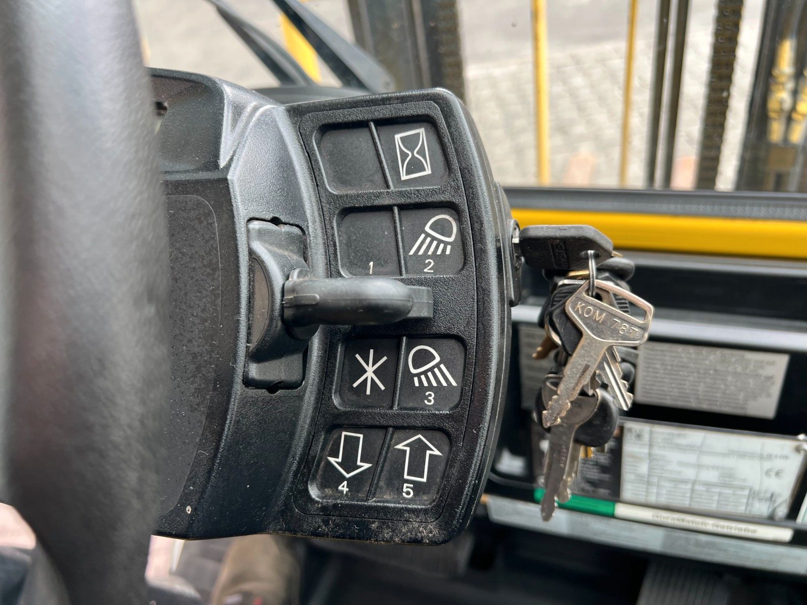 Fahrzeugabbildung Hyster H3.5 FT / Seitenschieber / HH:3,6m / nur 3.510h
