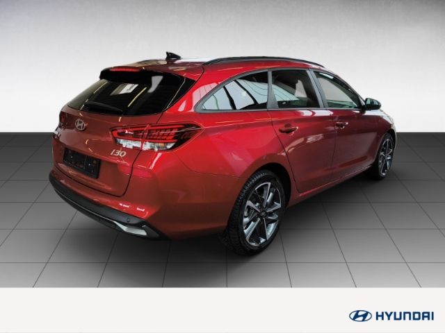 Fahrzeugabbildung Hyundai i30 FL Kombi (MY25) 1.0 T-GDI (100 PS) 7-DCT 2WD