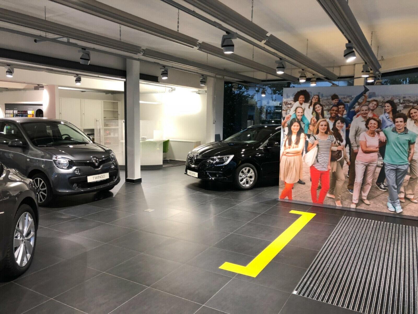 showroom-image-main