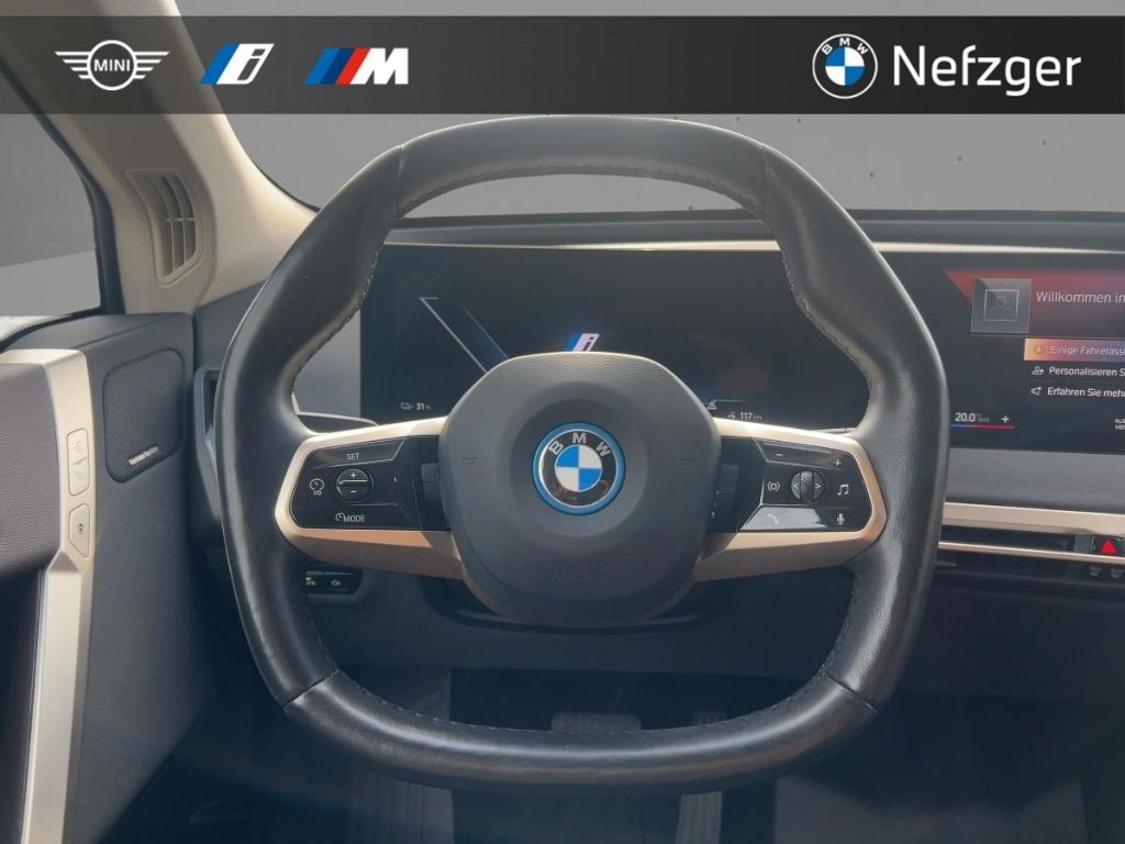 BMW iX - Bild 10