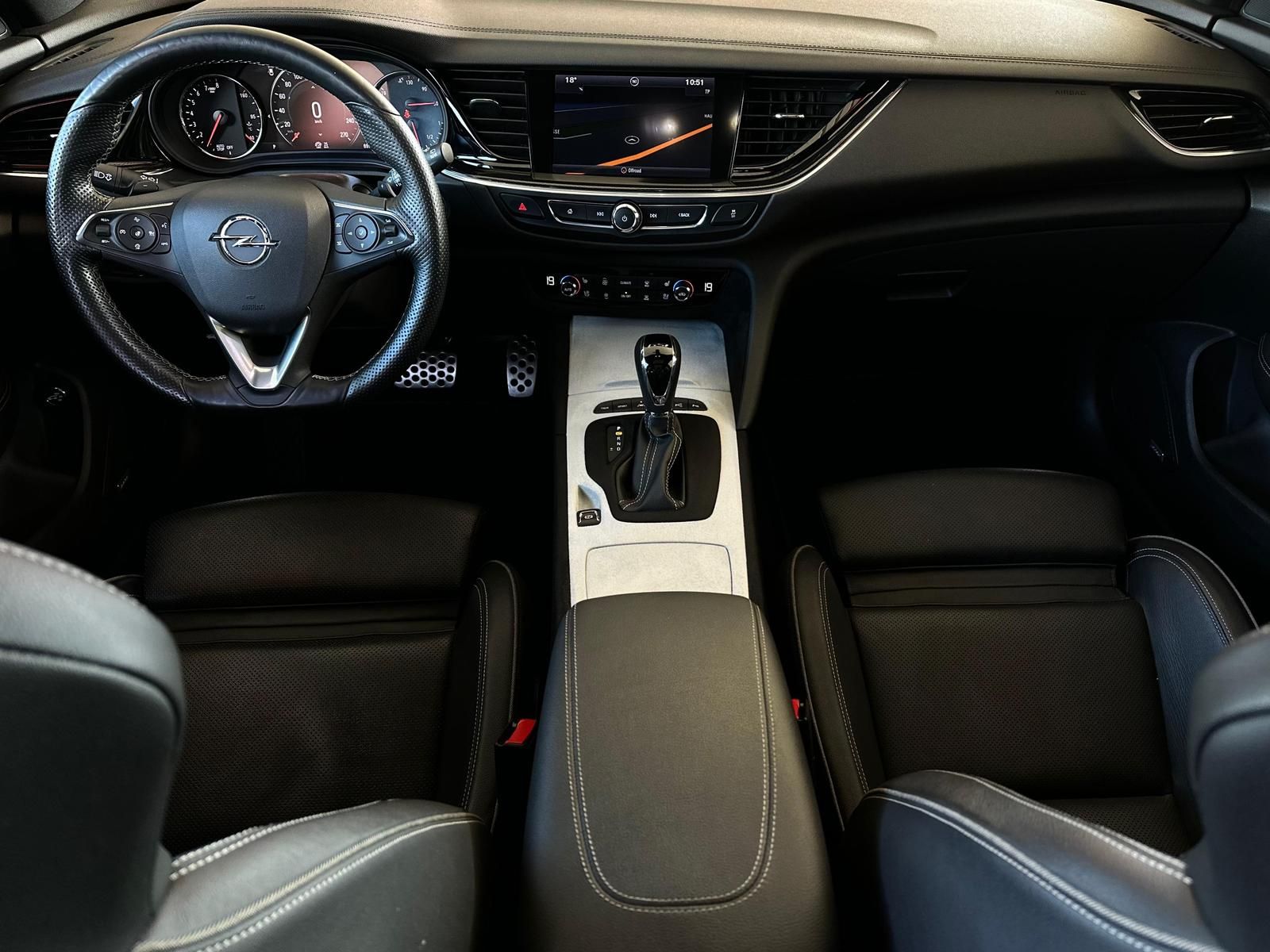 OPEL Insignia 2.0 TURBO GSI 4x4* LED#HUD#PANO#ACC#LH - Image 10
