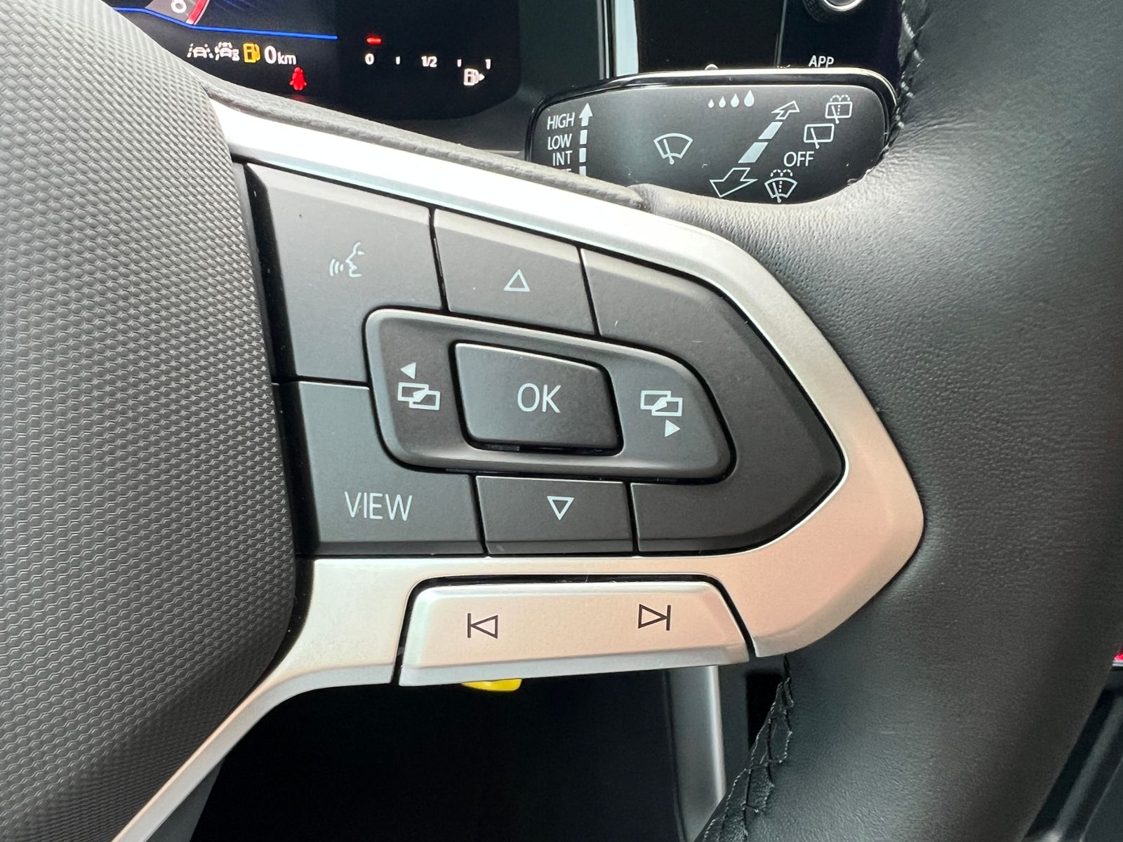 Fahrzeugabbildung Volkswagen Polo Life 1.0 *LED, Climatronic, Sitzhzg., App-C