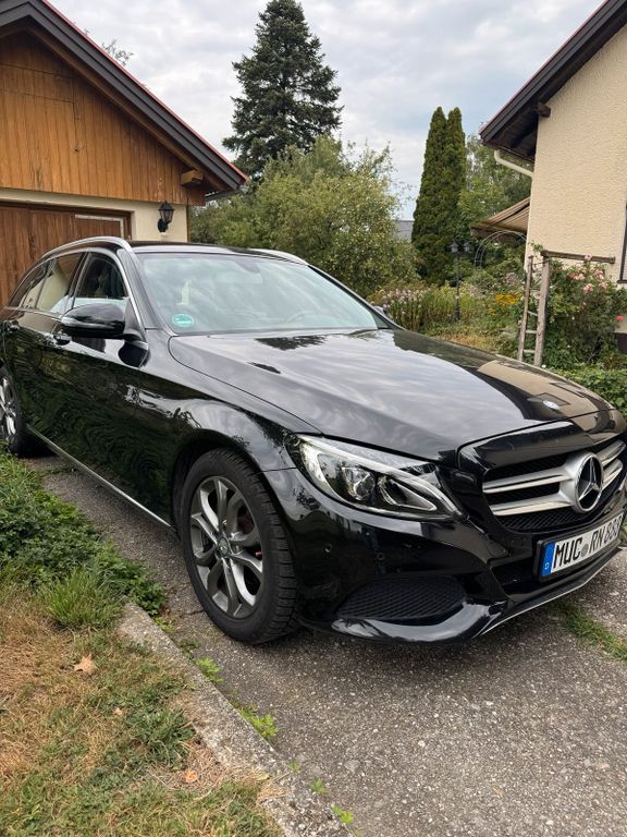 Image of Mercedes-Benz C 180
