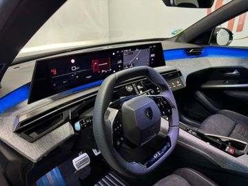 Peugeot 5008 Hybrid 145 GT Exclusive AHK7-Sitze360 Kam