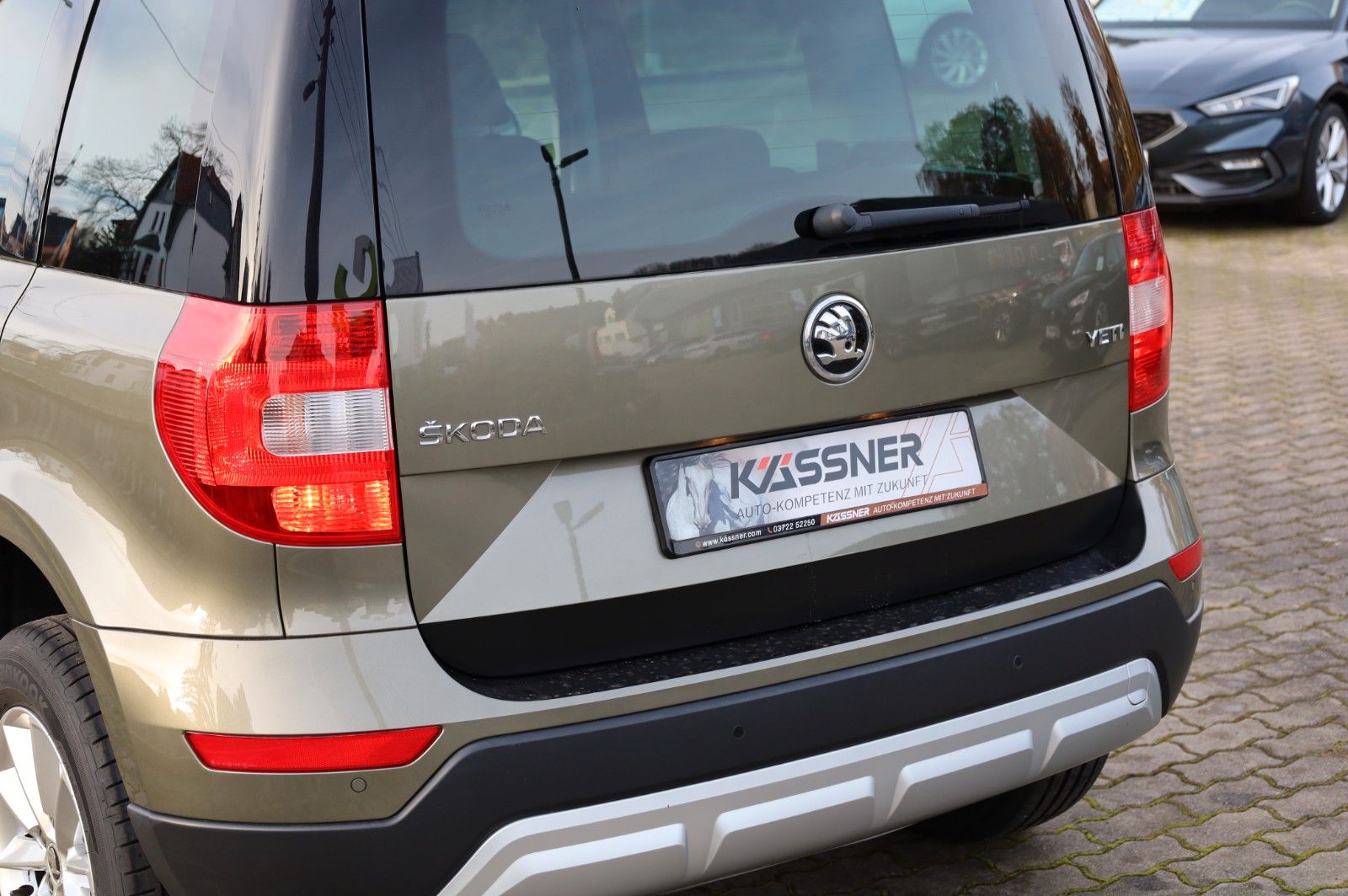 Fahrzeugabbildung SKODA Yeti 1.4 TSI Ambition *DSG *SHZ *PDC *Sunset