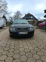 Audi A4 2.4 Avant - - Audi A4 aus 2000: Kombi