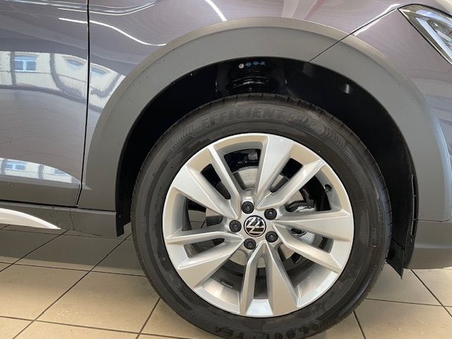 Fahrzeugabbildung Volkswagen Taigo Life AUTOMATIK LED DAB SHZ SpurhalteASS