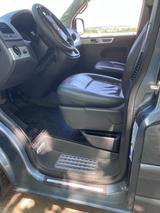 Volkswagen T5 Multivan Sport Edition 2,5 TDI DPF - VW T5 Multivan Gebrauchtwagen in Stuttgart