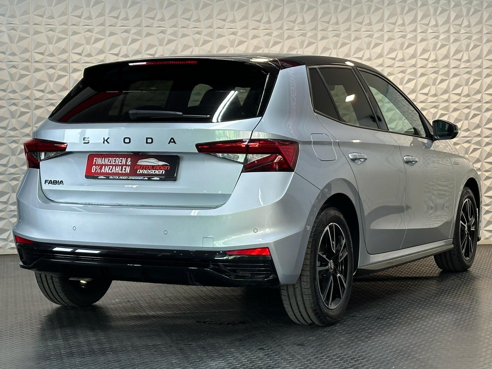 SKODA Fabia 1.5TSI MONTE CARLO LED#ACC#SPUR#PANO#CAM - Image 8