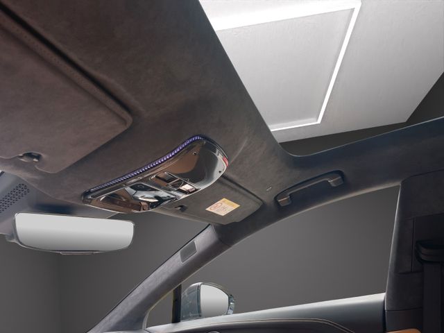 Fahrzeugabbildung Lotus Eletre R KEF Voll Carbon Gold innen