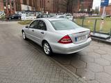 Mercedes-Benz C 180 KOMPRESSOR CLASSIC Classic - Mercedes-Benz C 180 aus 2003: Kompressor