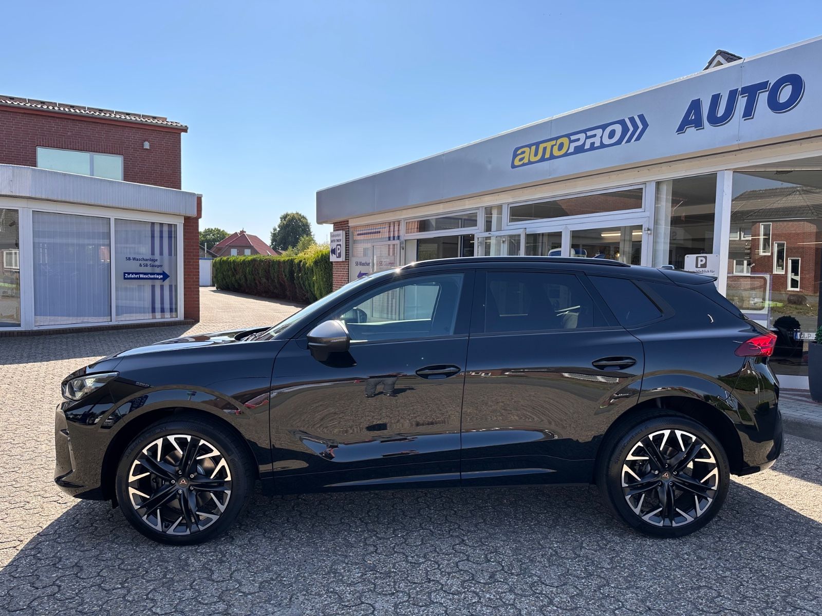 Fahrzeugabbildung CUPRA Terramar VZ 2.0 TSI 4Dr. DSG MATRIX/Pano/ACC/AHK