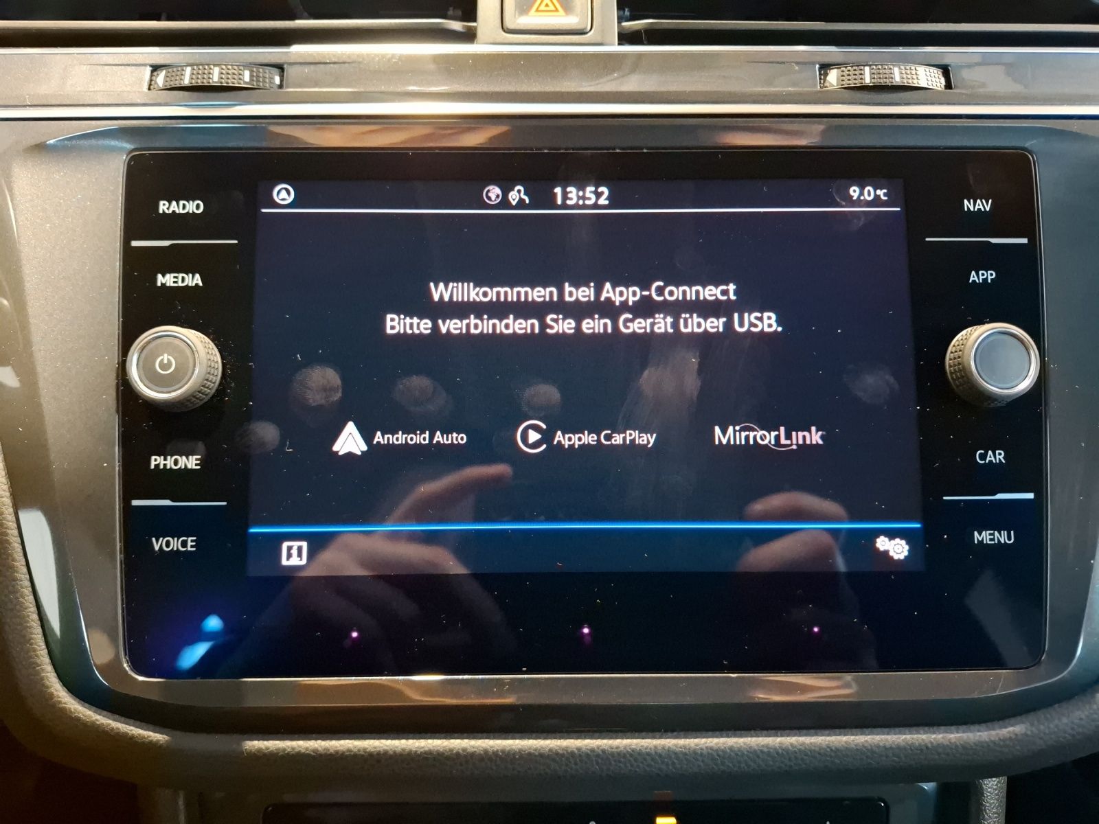 Fahrzeugabbildung Volkswagen Tiguan Allspace TSI Life LED APP AID ACC PDC SH