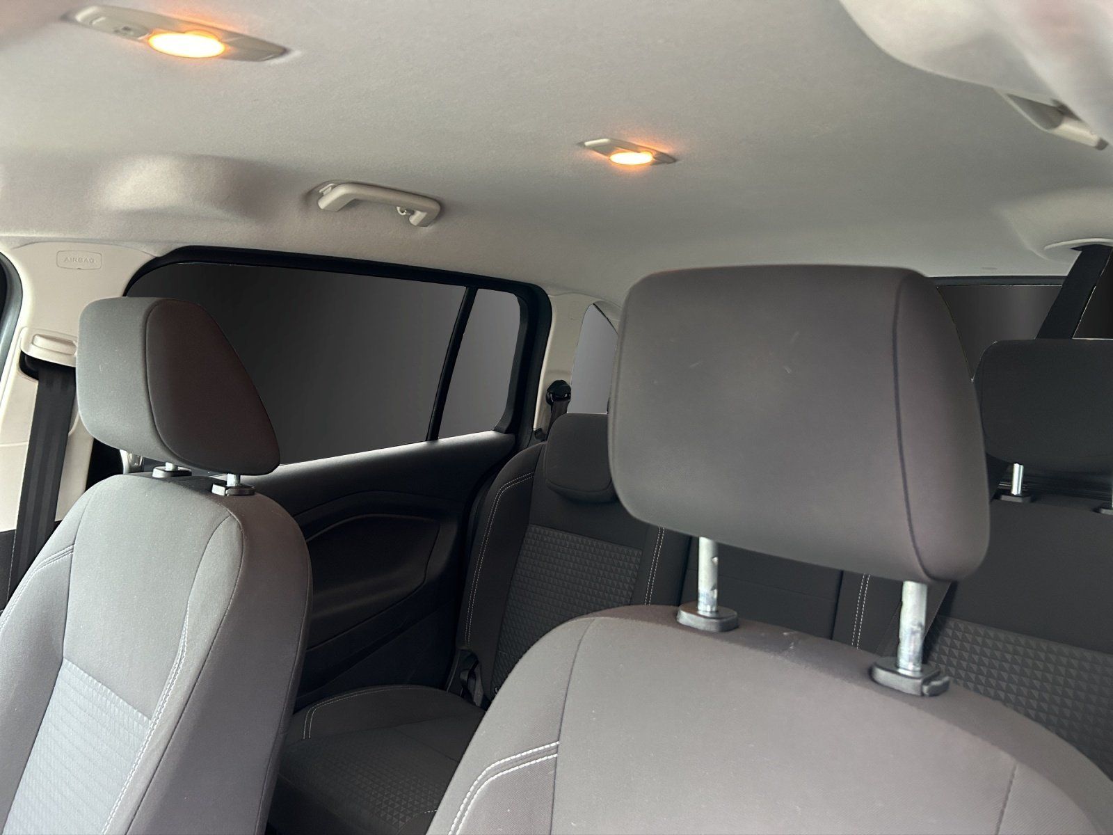 Fahrzeugabbildung Ford C-Max 1.5 EcoBoost Grand Trend