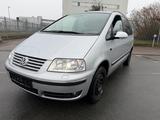 Volkswagen Sharan United 2.0 TDI Scheckheft 7 Sitze SHZ AHK - gebrauchte VW Sharan aus dem Jahr 2009