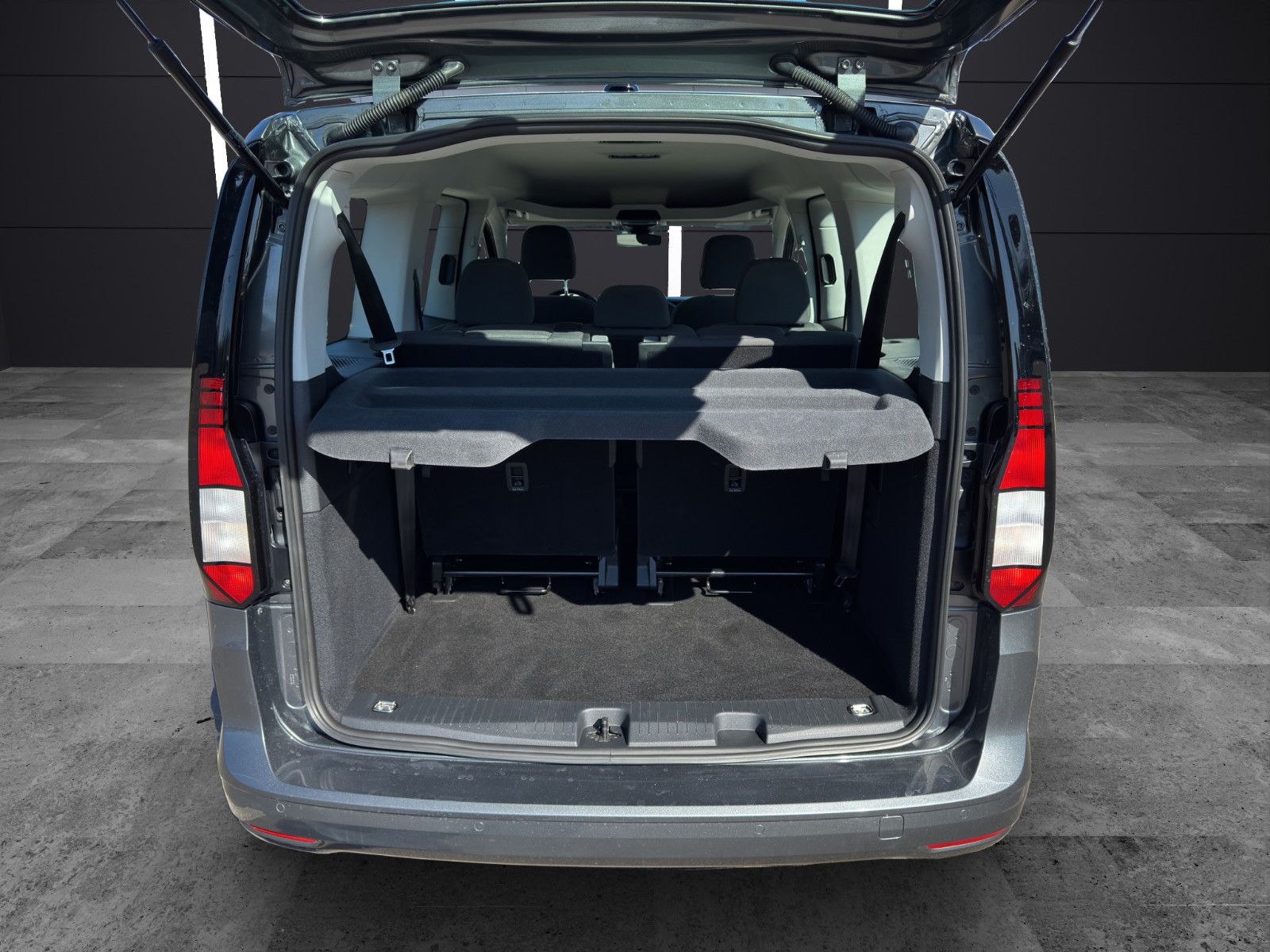 Fahrzeugabbildung Volkswagen Caddy Maxi *Apple CarPlay*Tempomat*7 Sitzer