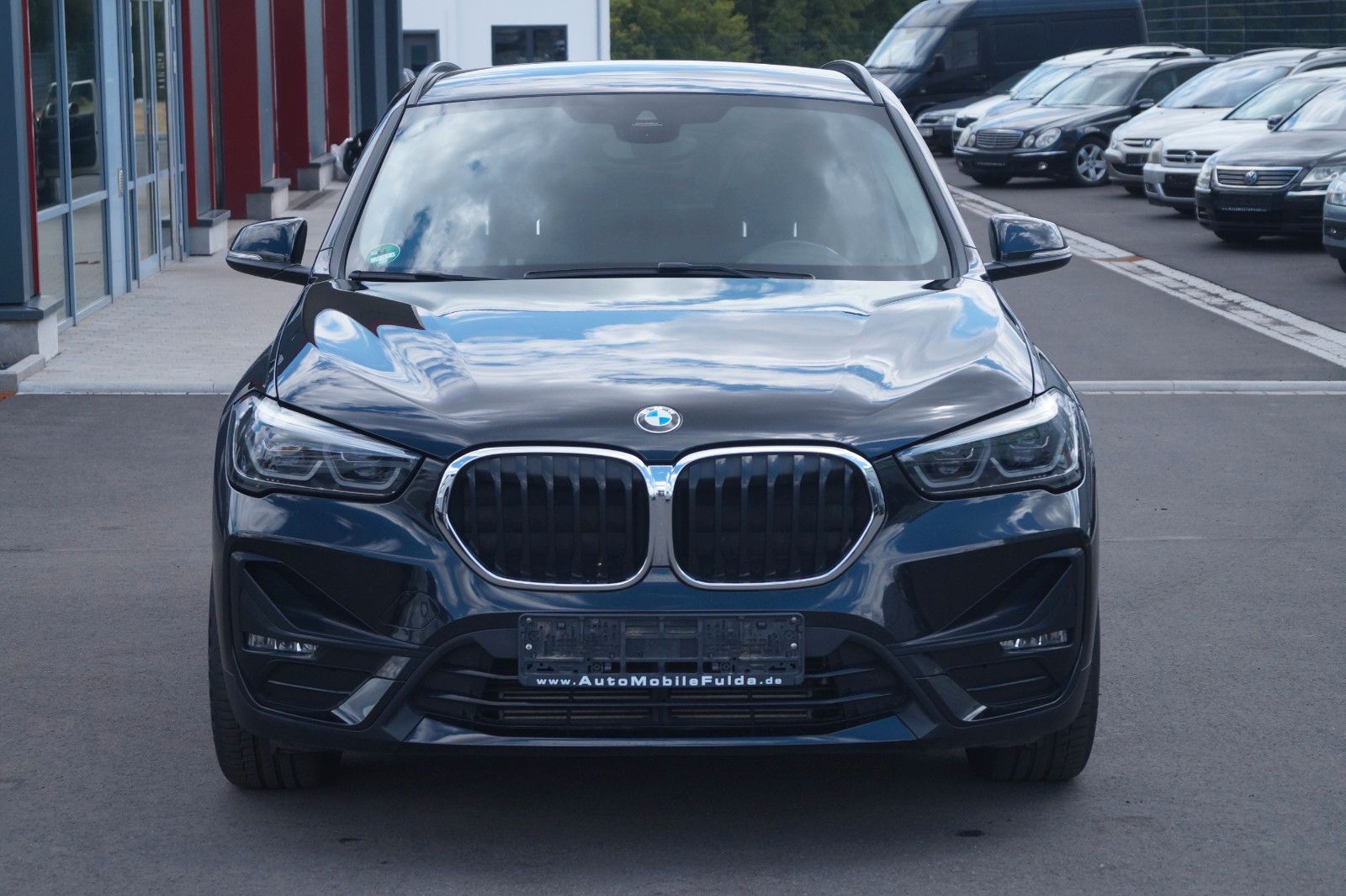 Fahrzeugabbildung BMW X1 xDrive 25 e Sport Line