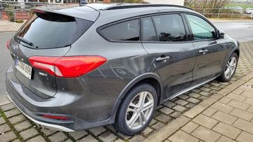 Bild 3 Ford Focus Turnier Active X*Navi*Winterpaket*LED* - 8