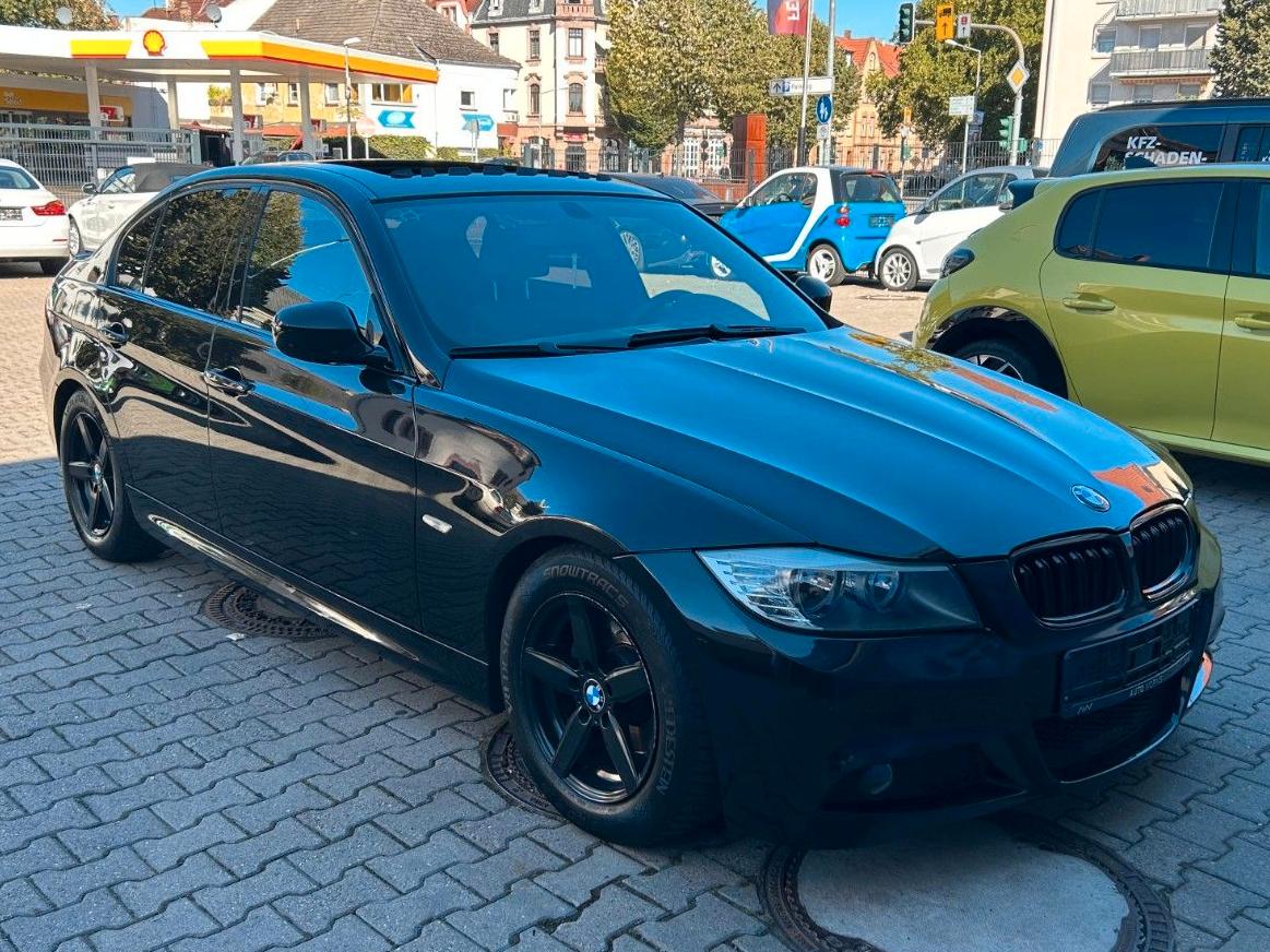 BMW 320i 2.0 170ch PACK M BVM Shadow line Sièges sport Toit ouvrant - 2EME MAIN