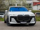 BMW 740d M SPORT.MASSAGE.DR.ASS.PRO.SKY.INDIVI.5/100 - weiße BMW 7er Reihe