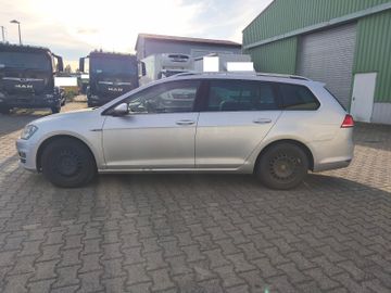 Volkswagen Golf - 5