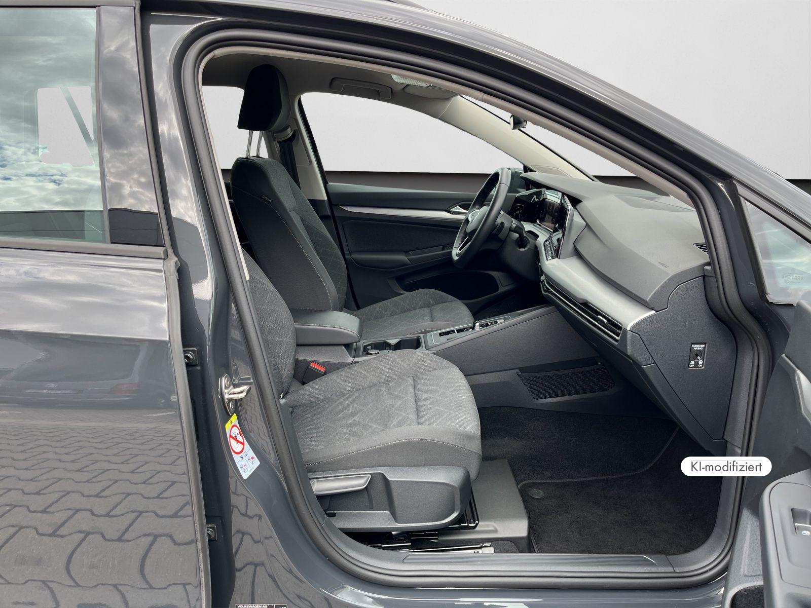 Volkswagen Golf VIII Variant 1,0 TSI DSG NAVI/Lane Assist/L, миниатюра 4