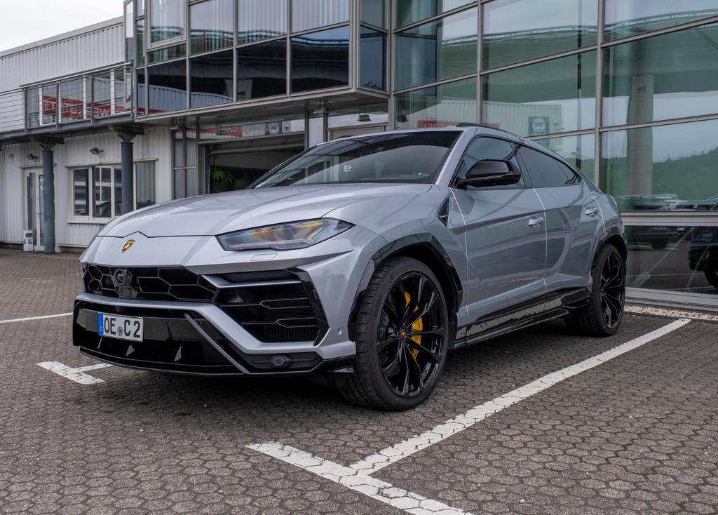 Lamborghini Urus  40 V8 SportPANOSOFTBO23 2023
