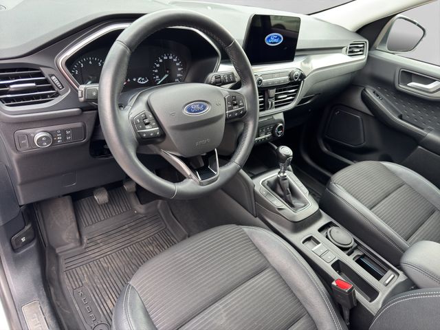 Fahrzeugabbildung Ford Kuga 1,5 TitaniumX LED+Kamera+Stop&Go+Winter+AHK
