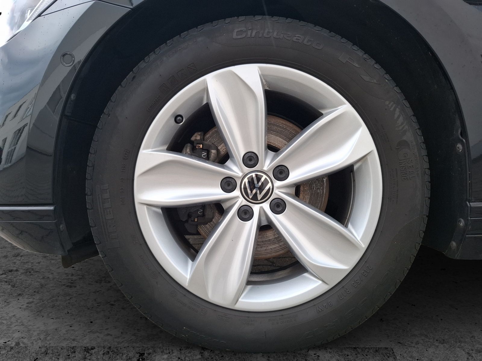 Fahrzeugabbildung Volkswagen Passat Variant TDI Business DSG 4M Standhzg. Mat
