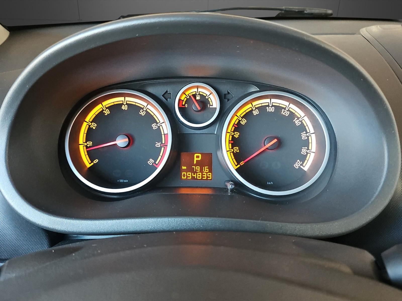 Opel Corsa D Satellite*Automatik*Fahrradträgersystem