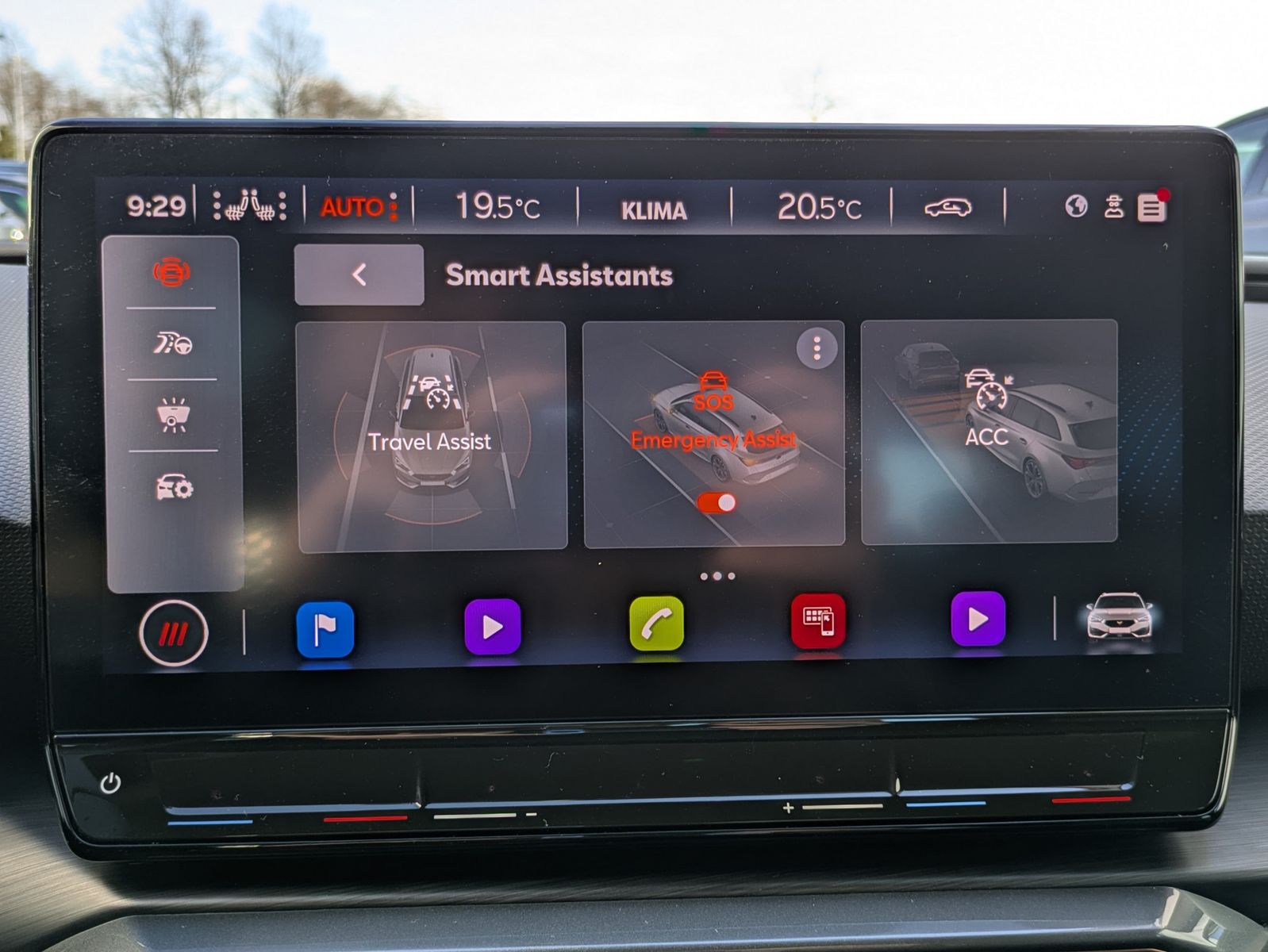 Fahrzeugabbildung CUPRA Leon 1.5 eTSI DSG MATRIX-LED*AHK*ACC*KAMERA*18"
