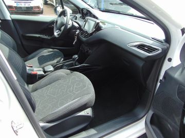Bild 8 Peugeot 2008 Active Autom.