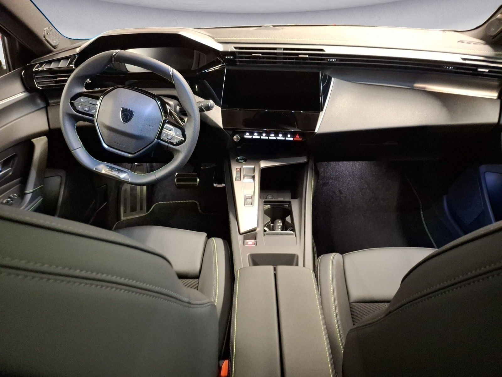 Peugeot 308 - Bild 10