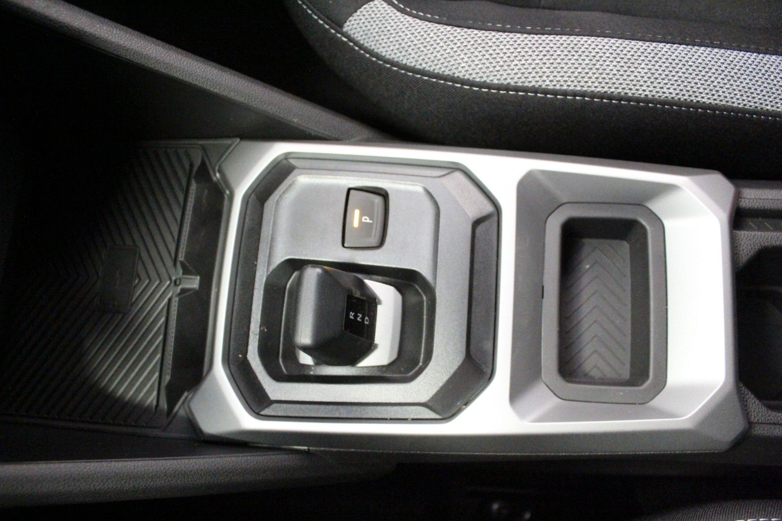 Fahrzeugabbildung Dacia Duster Eco G 120 Journey *Automatik *