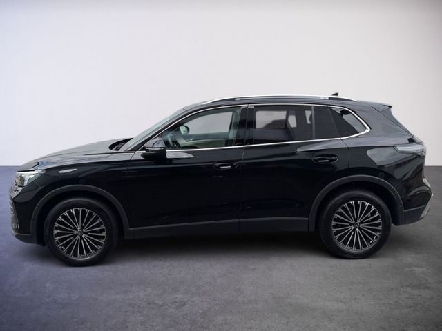Tiguan 1.5 TSI DSG ELEGANCE LED+KAMERA+AHK+PDC+A